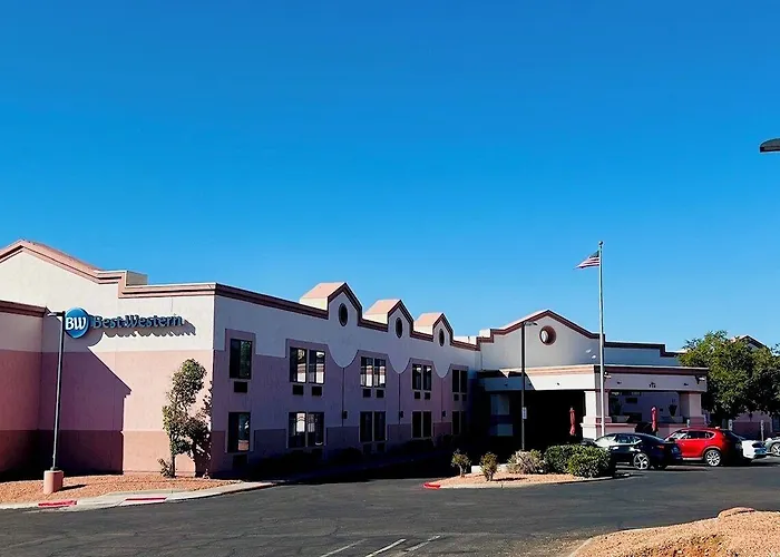 Western View Of Powell Hotel Page