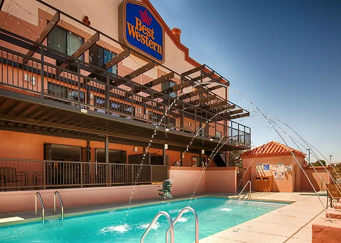 Hotel Western View Of Powell